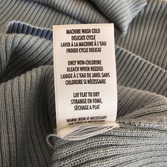 Petite Sophisticate LS Ribbed Turtleneck Top | Like New | MP | Dusty Blue - Picture 12 of 12